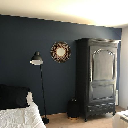 Appartement Hyper Centre, Plage A Pieds, 2 Chambres, 4 Personnes シャトライヨン・プラージュ エクステリア 写真