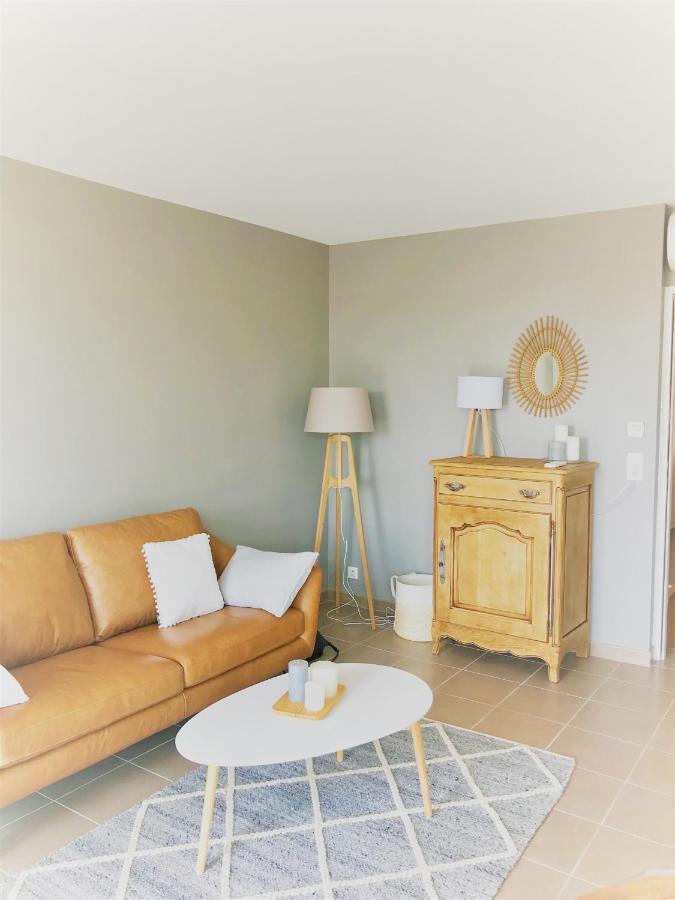 Appartement Hyper Centre, Plage A Pieds, 2 Chambres, 4 Personnes シャトライヨン・プラージュ エクステリア 写真