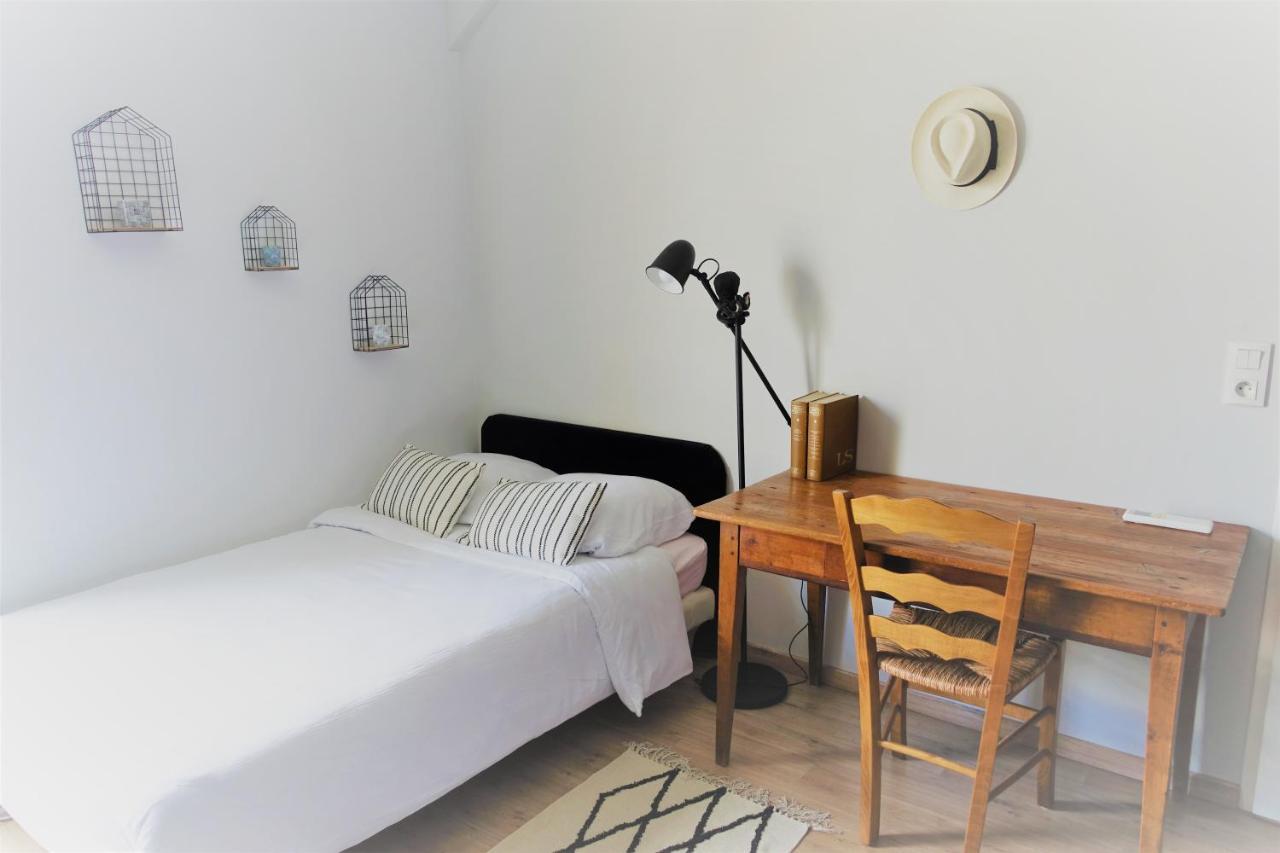 Appartement Hyper Centre, Plage A Pieds, 2 Chambres, 4 Personnes シャトライヨン・プラージュ エクステリア 写真