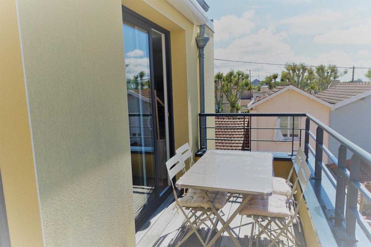 Appartement Hyper Centre, Plage A Pieds, 2 Chambres, 4 Personnes シャトライヨン・プラージュ エクステリア 写真